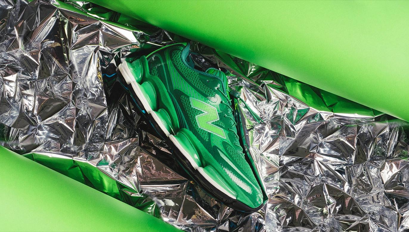 Обзор кроссовок Amine x New Balance ABZORB 2000 с фото