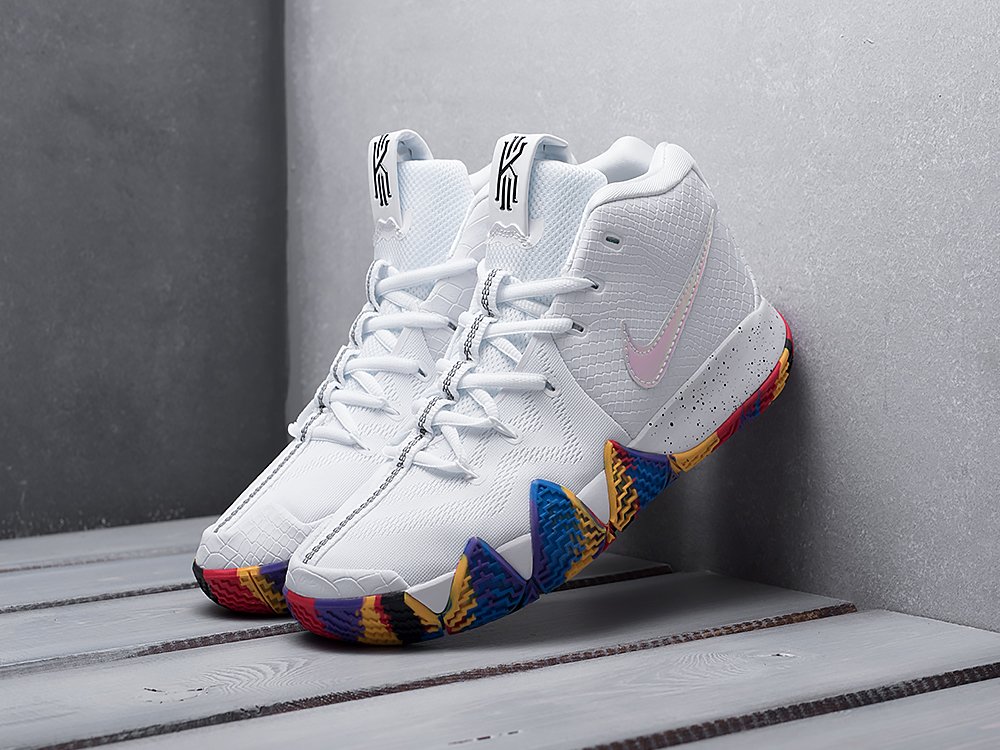 Nike Kyrie 4