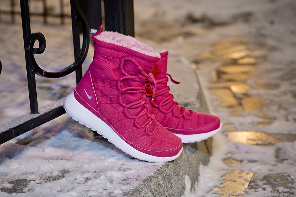 Nike roshe one hi deals