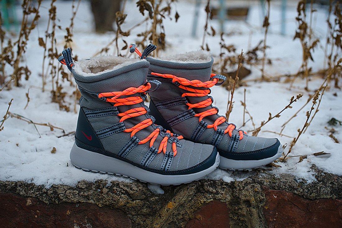 Nike Roshe Run Hi Sneakerboot