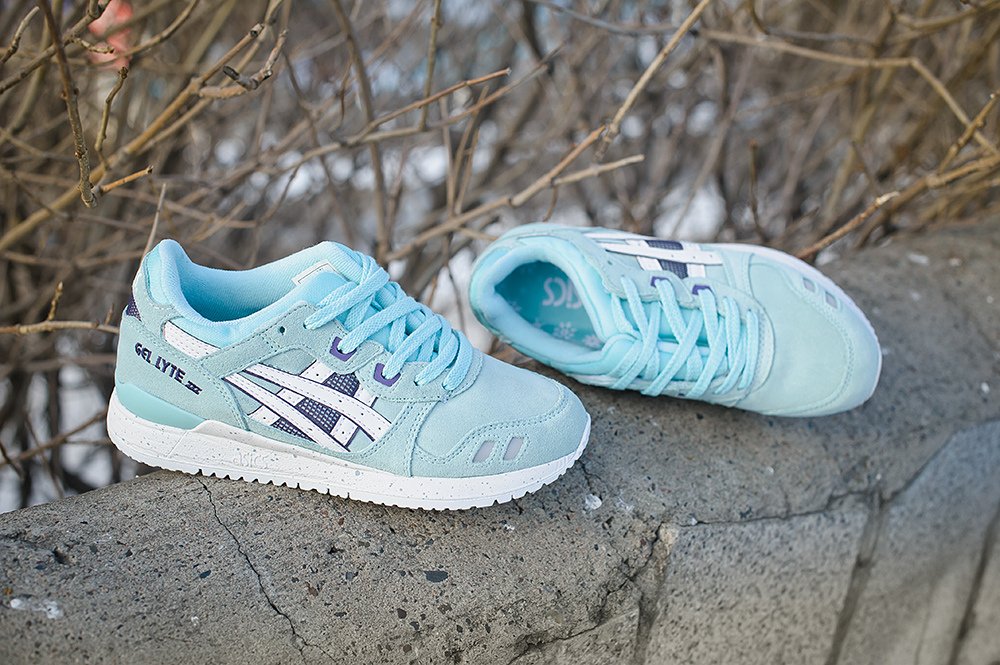 Asics gel lyte iii blue and white best sale