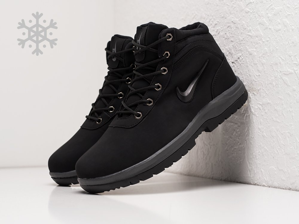 Nike acg mandara hotsell