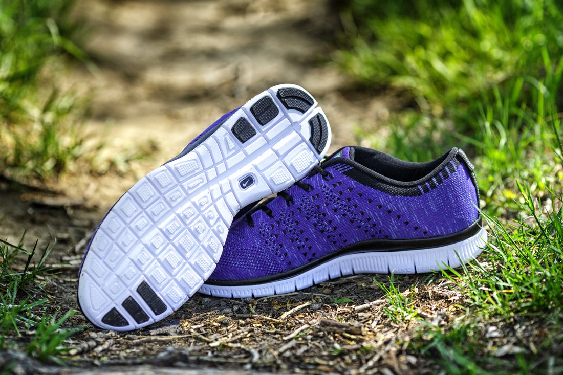 Nike free rn flyknit purple best sale