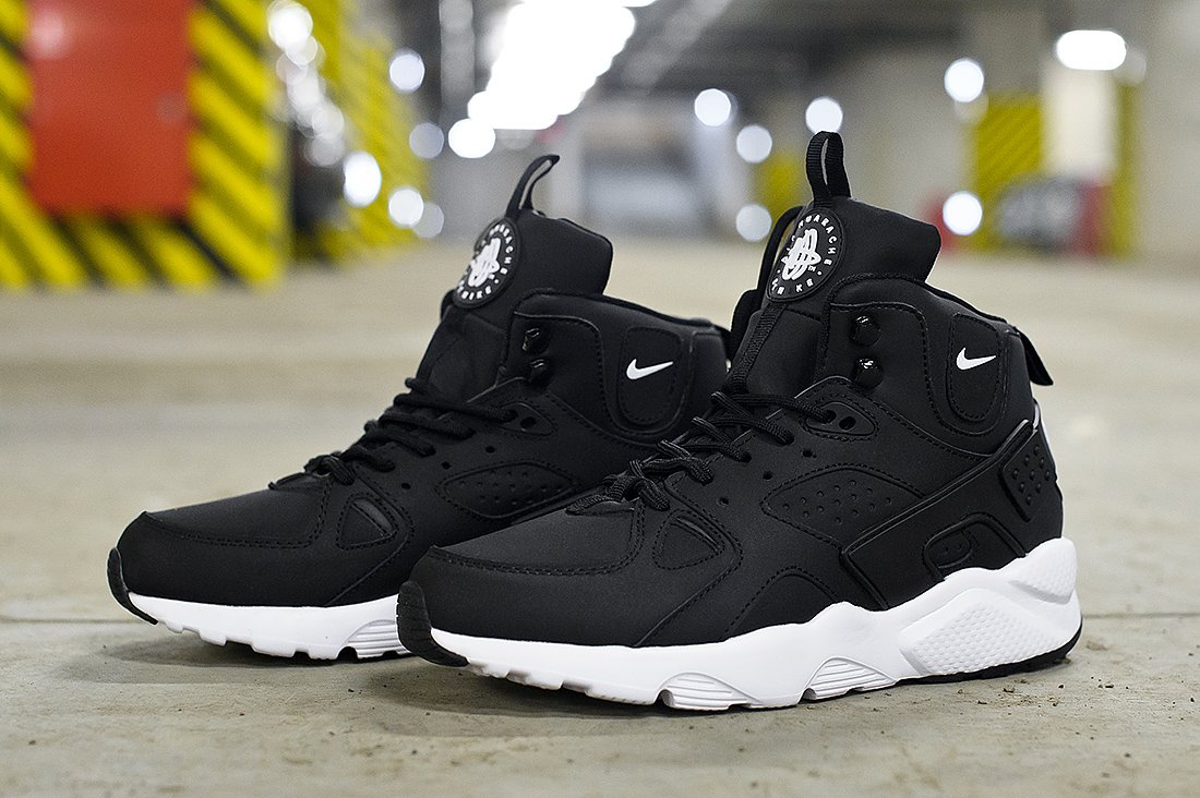 Nike huarache black high top on sale