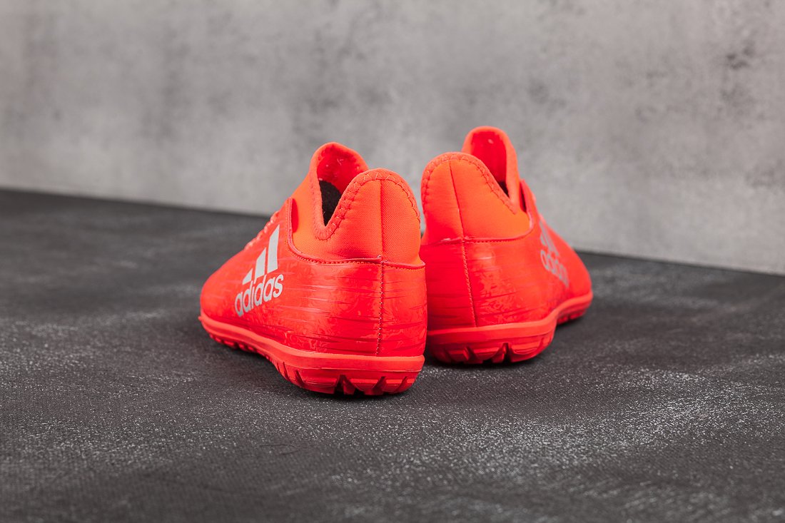 adidas predator futsal tango