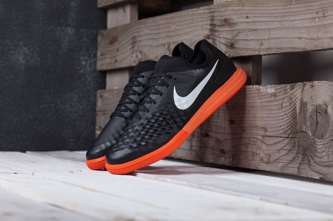 Nike MagistaX Finale II IC