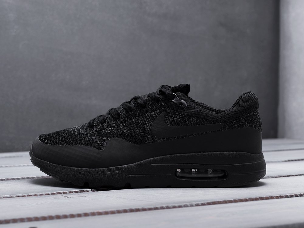 Nike air max shop 1 flyknit triple black