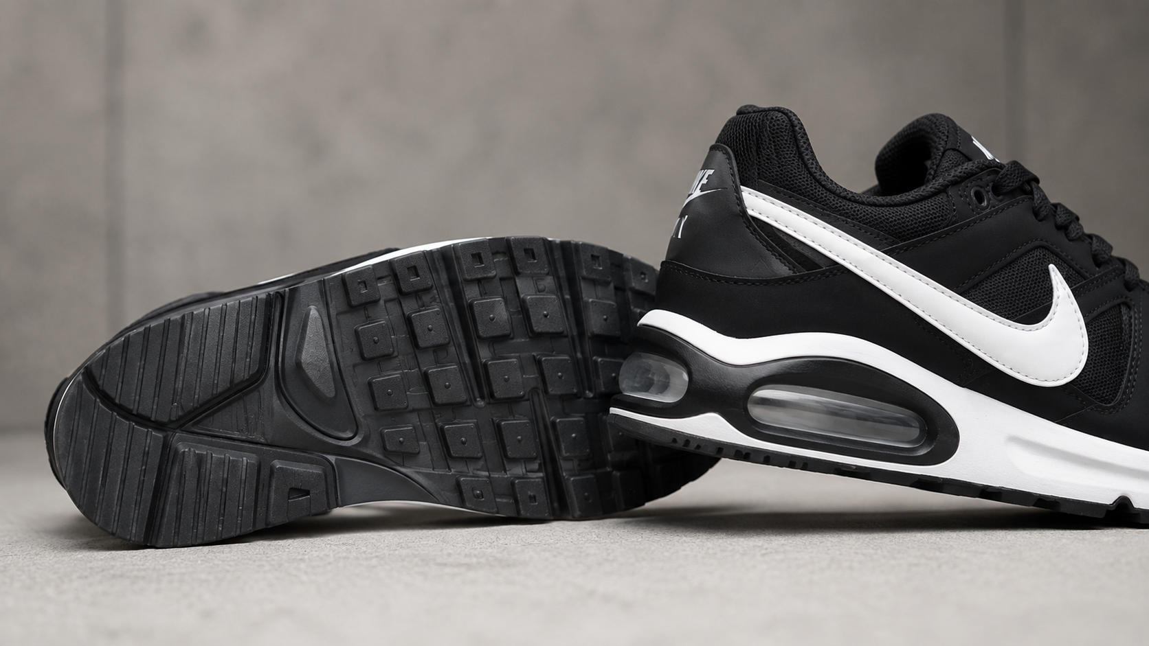 Видимая Air-амортизация и Waffle outsole Nike Air Max Command