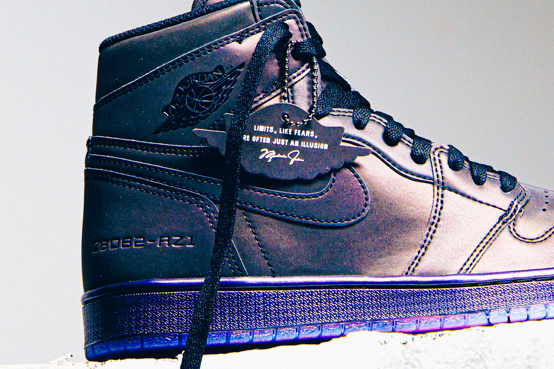 NIKE AIR JORDAN 1 HIGH ZOOM FEARLESS