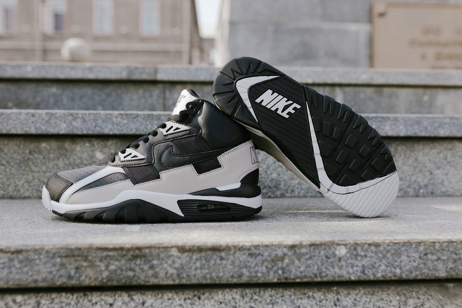 NIKE AIR TRAINER SC HIGH RAIDERS