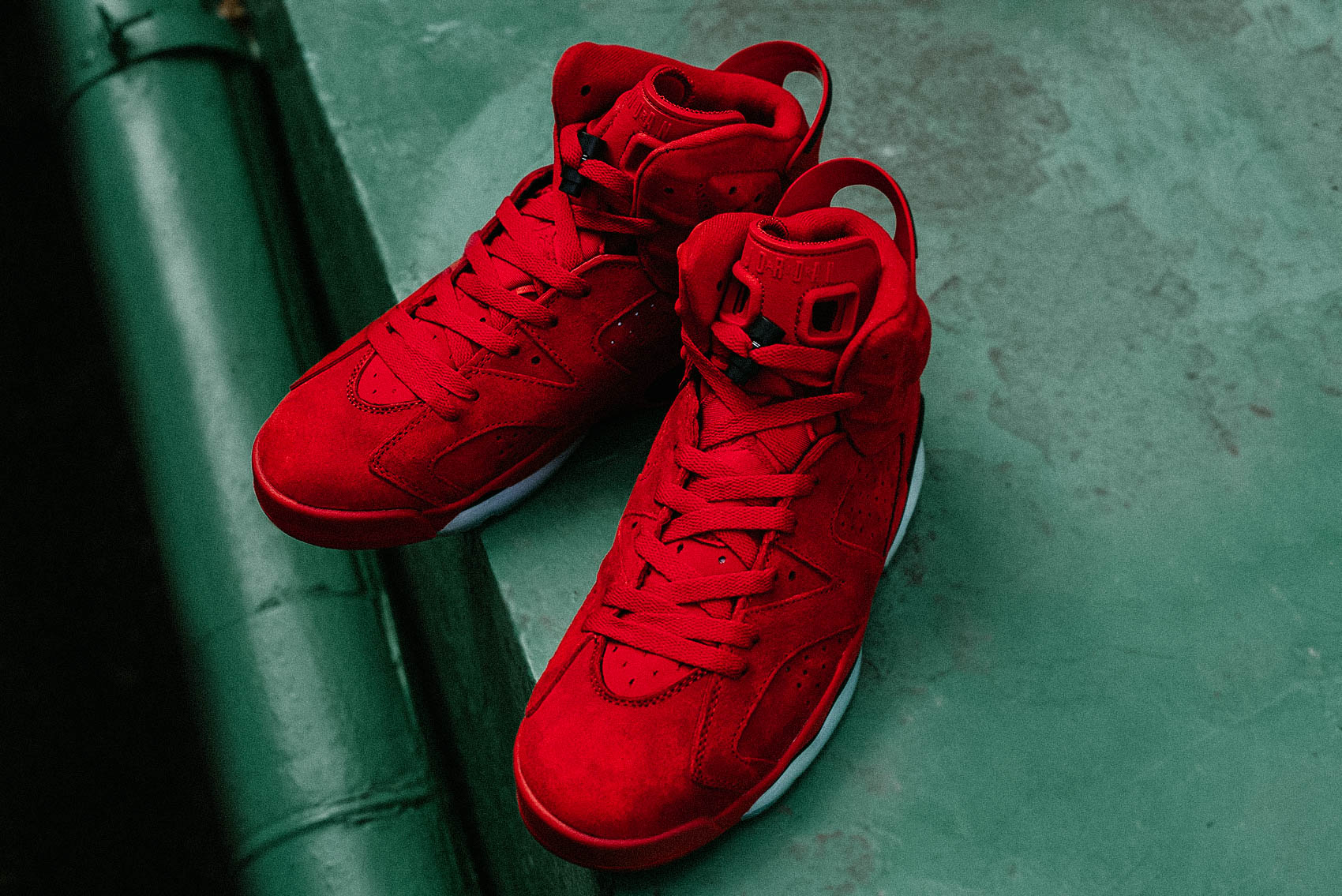 Air jordan 6 bulls all sales red