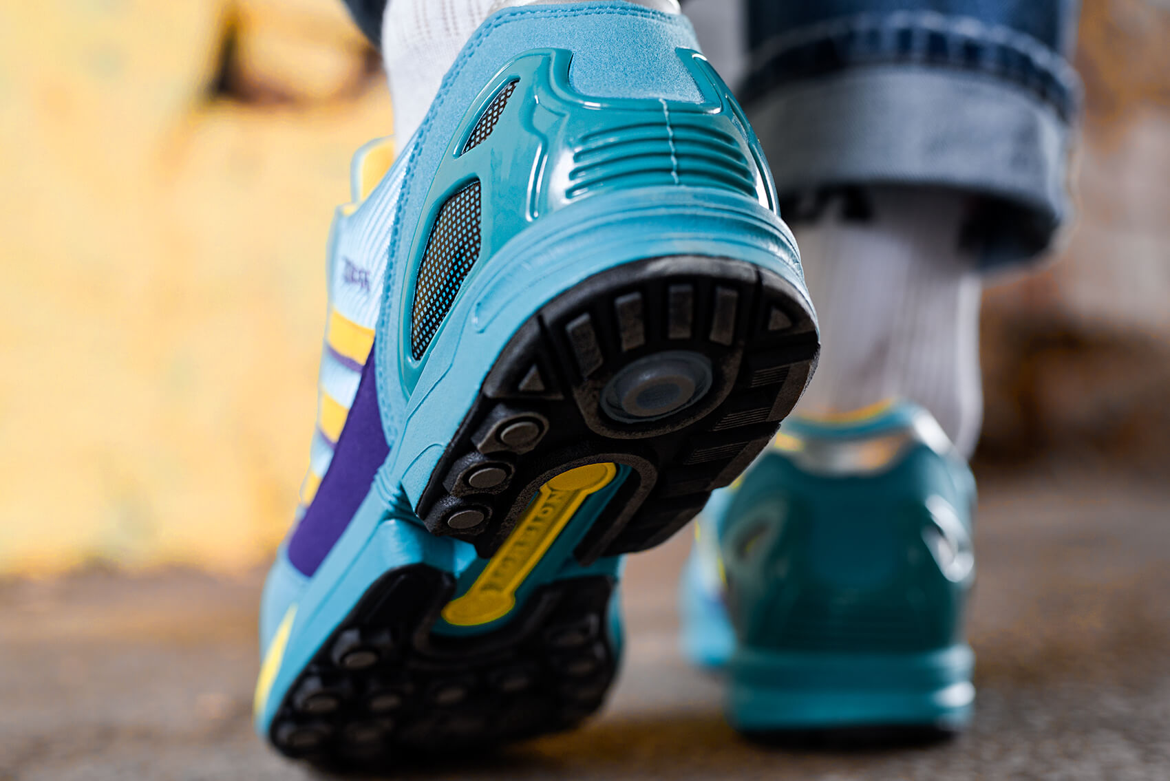 Adidas zx 8000 retro aqua hotsell