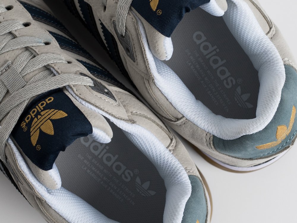 Купить демисезонные Кроссовки Adidas ZX 750 серого цвета арт